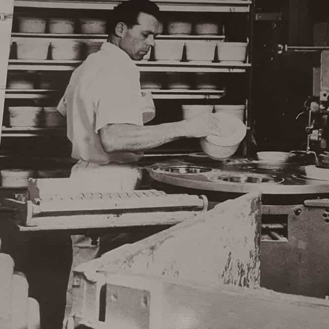 Porcelain production in the 1950s